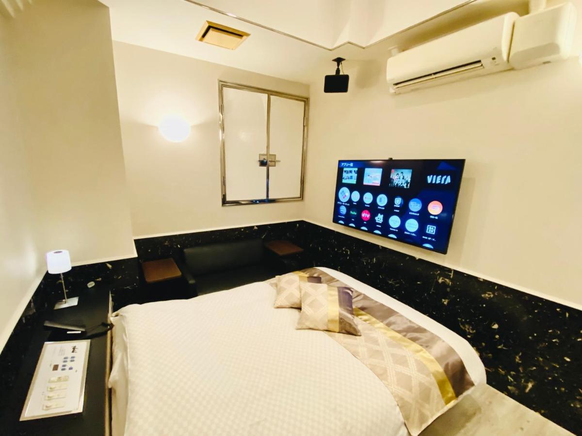 Hotel Crystal 大人専用 Токио Экстерьер фото