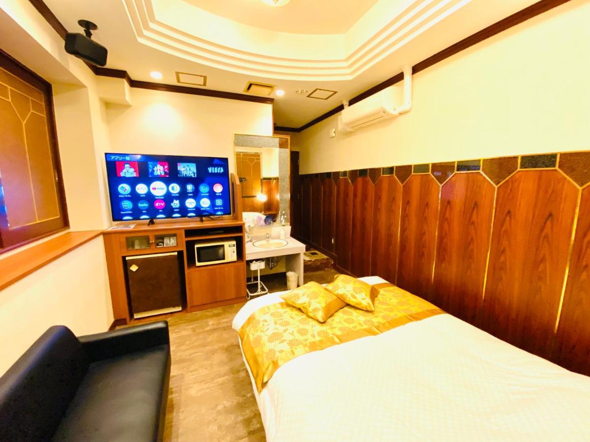 Hotel Crystal 大人専用 Токио Экстерьер фото