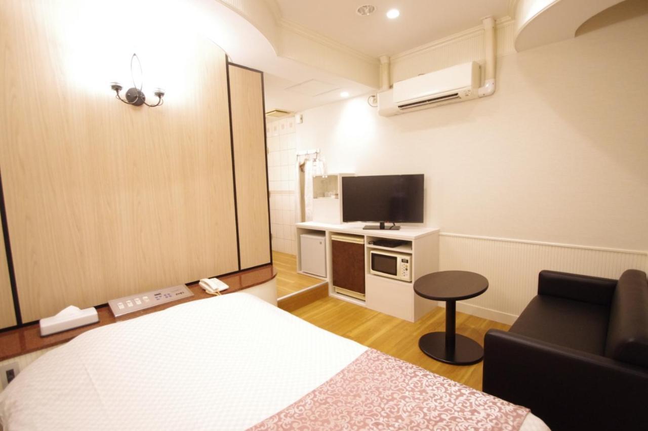 Hotel Crystal 大人専用 Токио Экстерьер фото